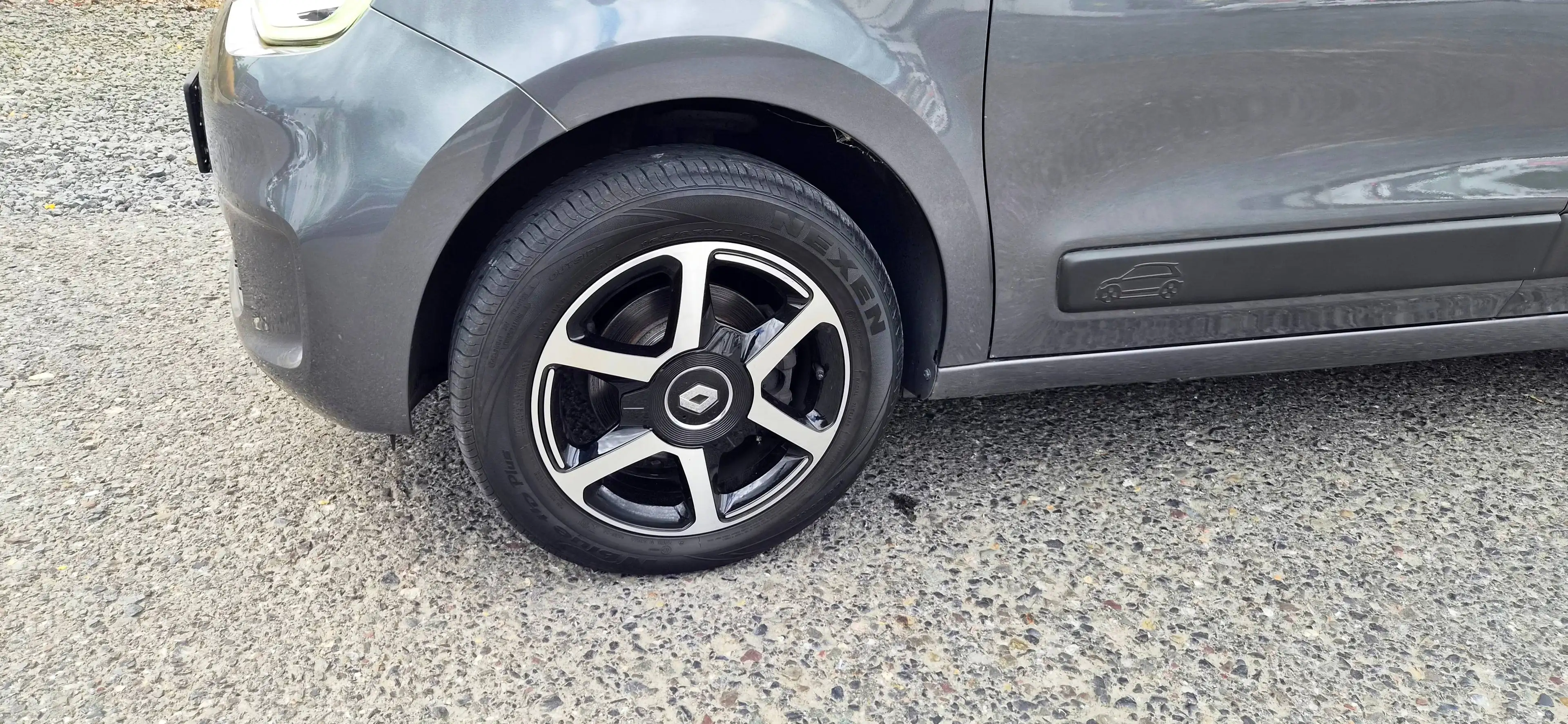 Renault Twingo Limited/39000km/Faltdach/Alufelgen/Winterreifen/Einparkhilfe/Finanzierung ab 6,99%/Euro6 — photo 9