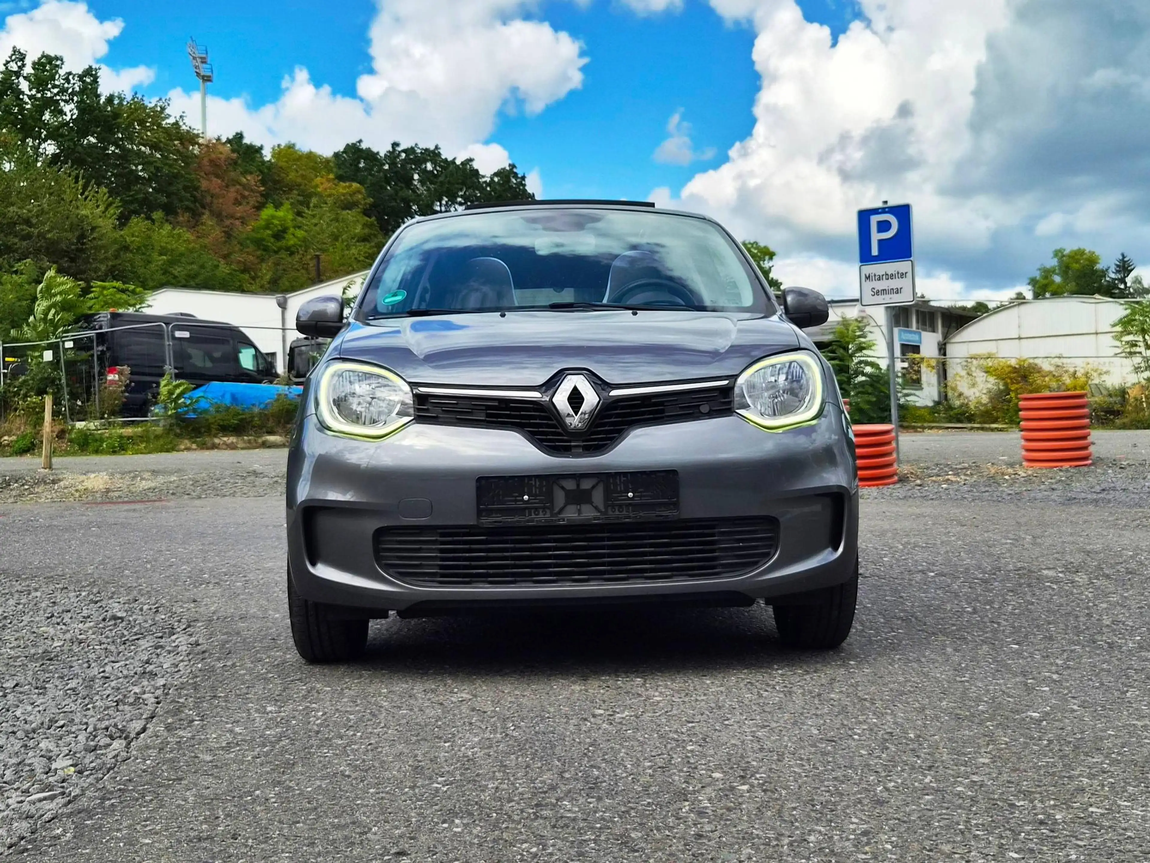 Renault Twingo Limited/39000km/Faltdach/Alufelgen/Winterreifen/Einparkhilfe/Finanzierung ab 6,99%/Euro6 — photo 2