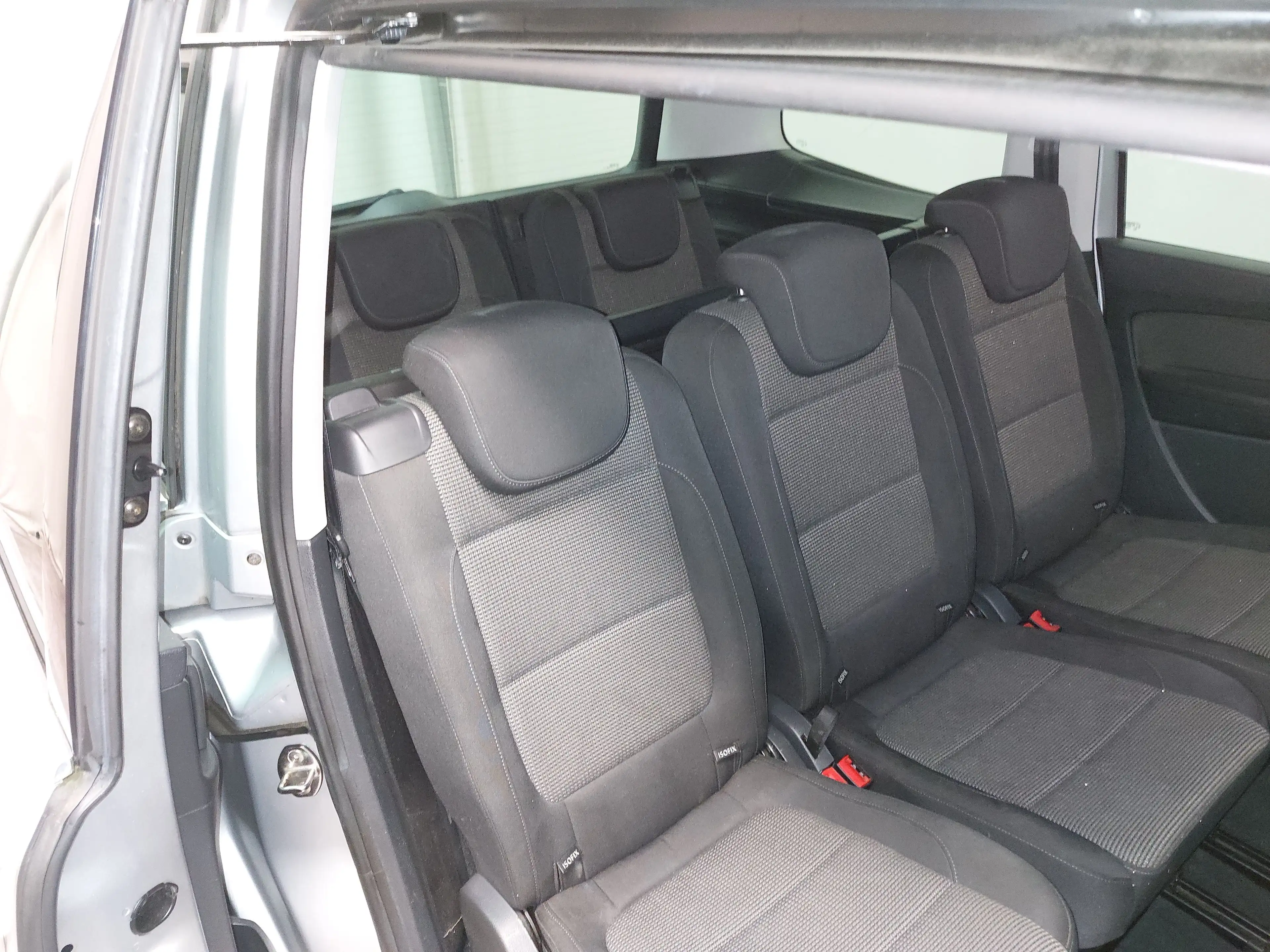 Volkswagen Sharan 2.0 TDI Comf. 7-Sitze Navi Shz — photo 12