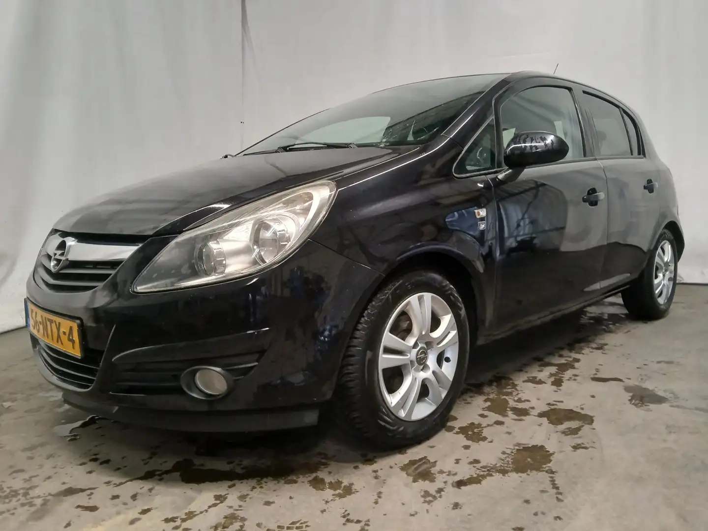 Opel Corsa 1.3 CDTi EcoFlex S/S '111' Edition SCHADEAUTO!!! Zwart - 2
