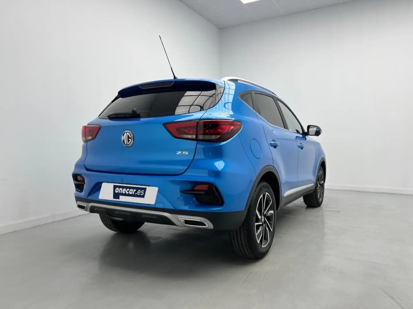 MG ZS 1.0 T-GDI Luxury 82kW Bleu - 2