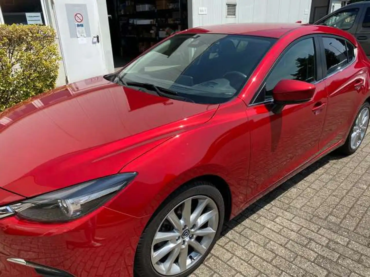 Mazda 3 SKYACTIV-G 120 Sports-Line NAVI+LED+KAMERA+BOSE Rot - 2
