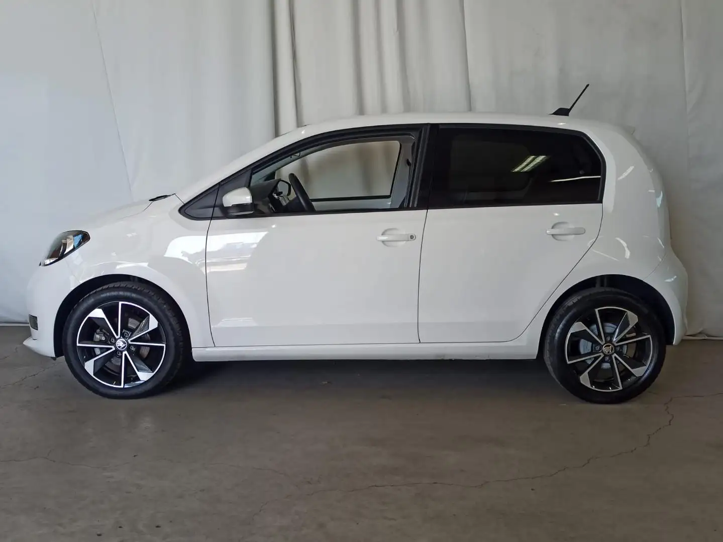 Skoda Style Best of PDC GRA CCS SHZ LM16 Weiß - 2