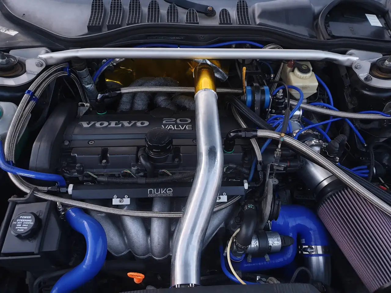 Volvo 850 2.3 R, foto 6