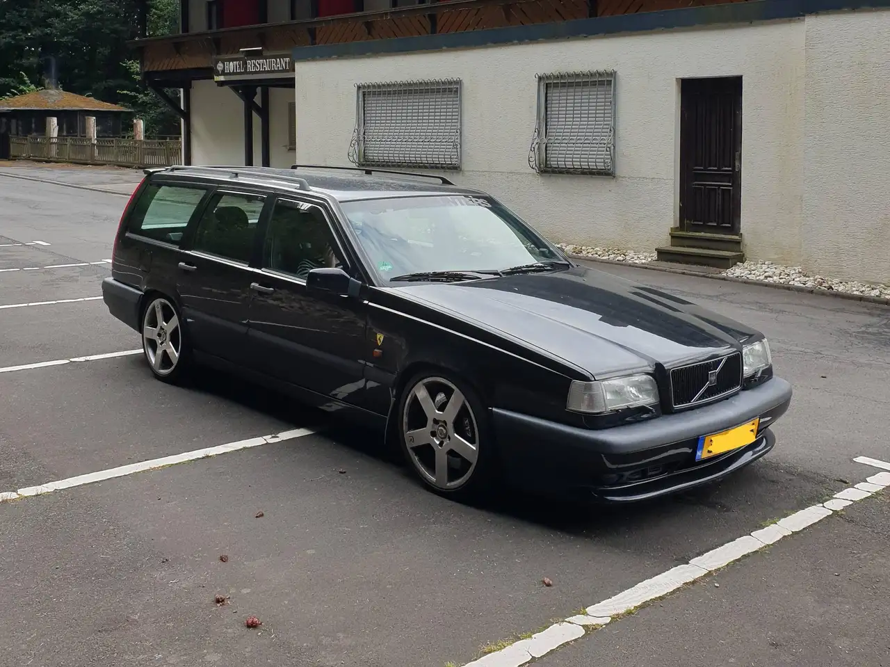 Volvo 850 2.3 R, foto 3