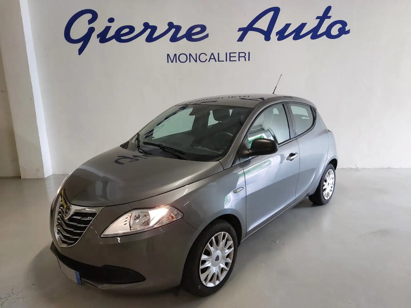 Lancia Ypsilon Ypsilon 1.3 MJT 16V 95 CV 5 porte S&S Elefantino Grigio - 1