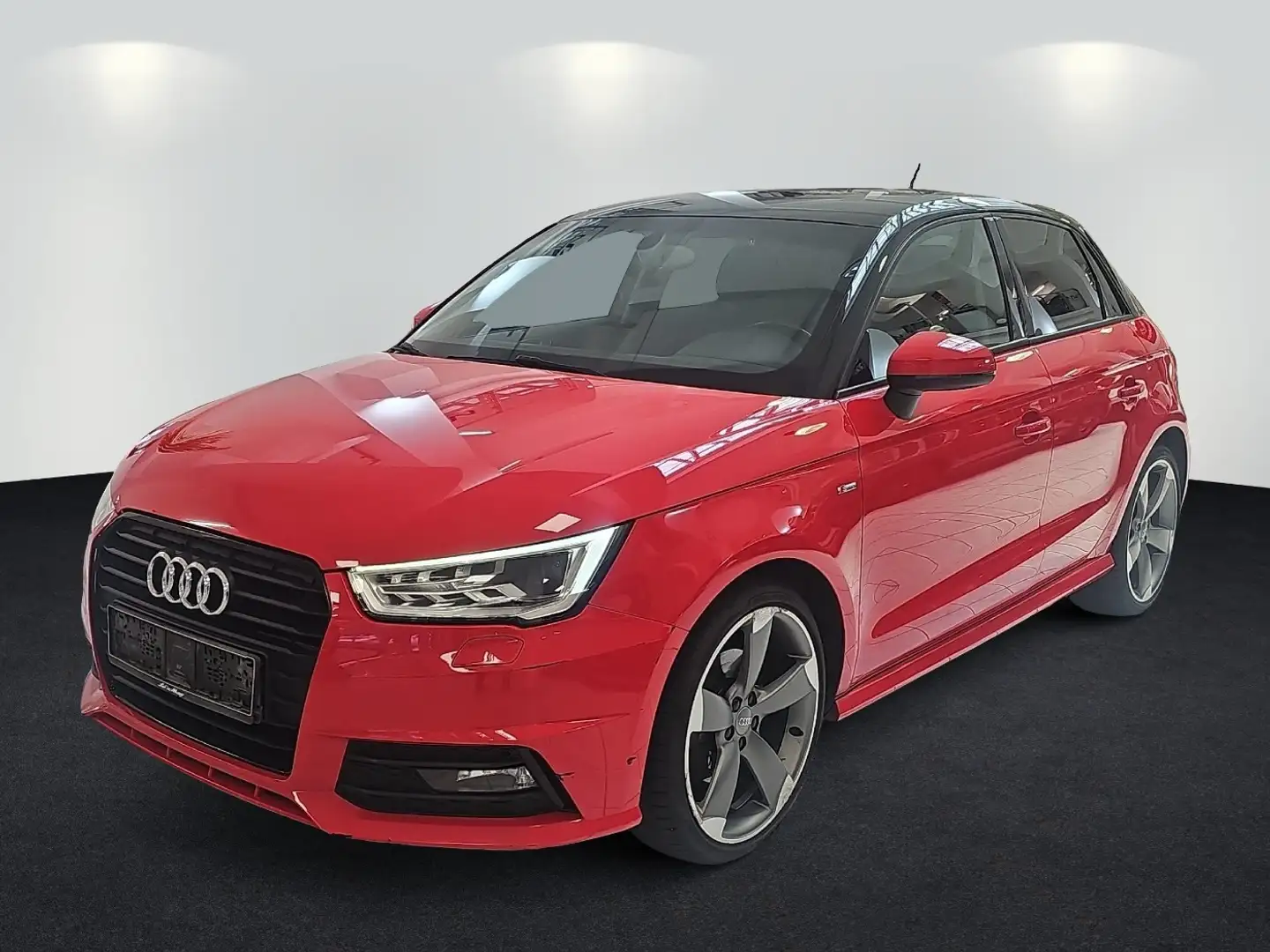 Audi A1 Sportback 1.4 TFSI Navi SHZ KlimaA LM PDC Rood - 2