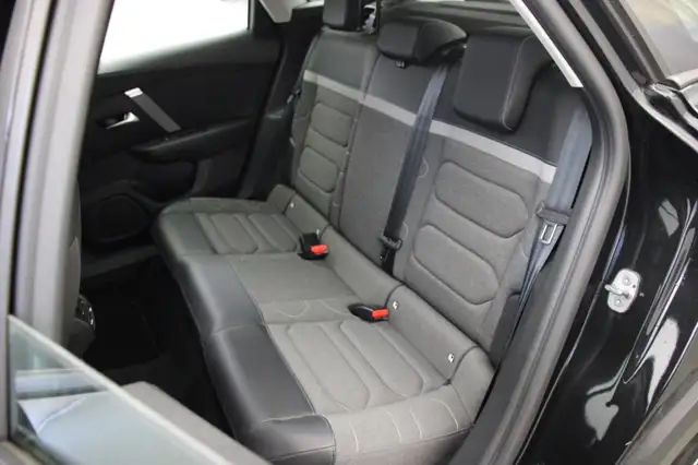 Citroen C4 view 11