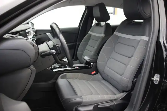 Citroen C4 view 10