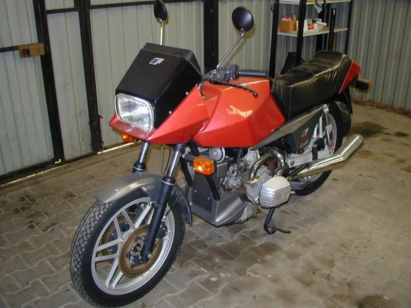 BFG MF 650 R Rot - 2