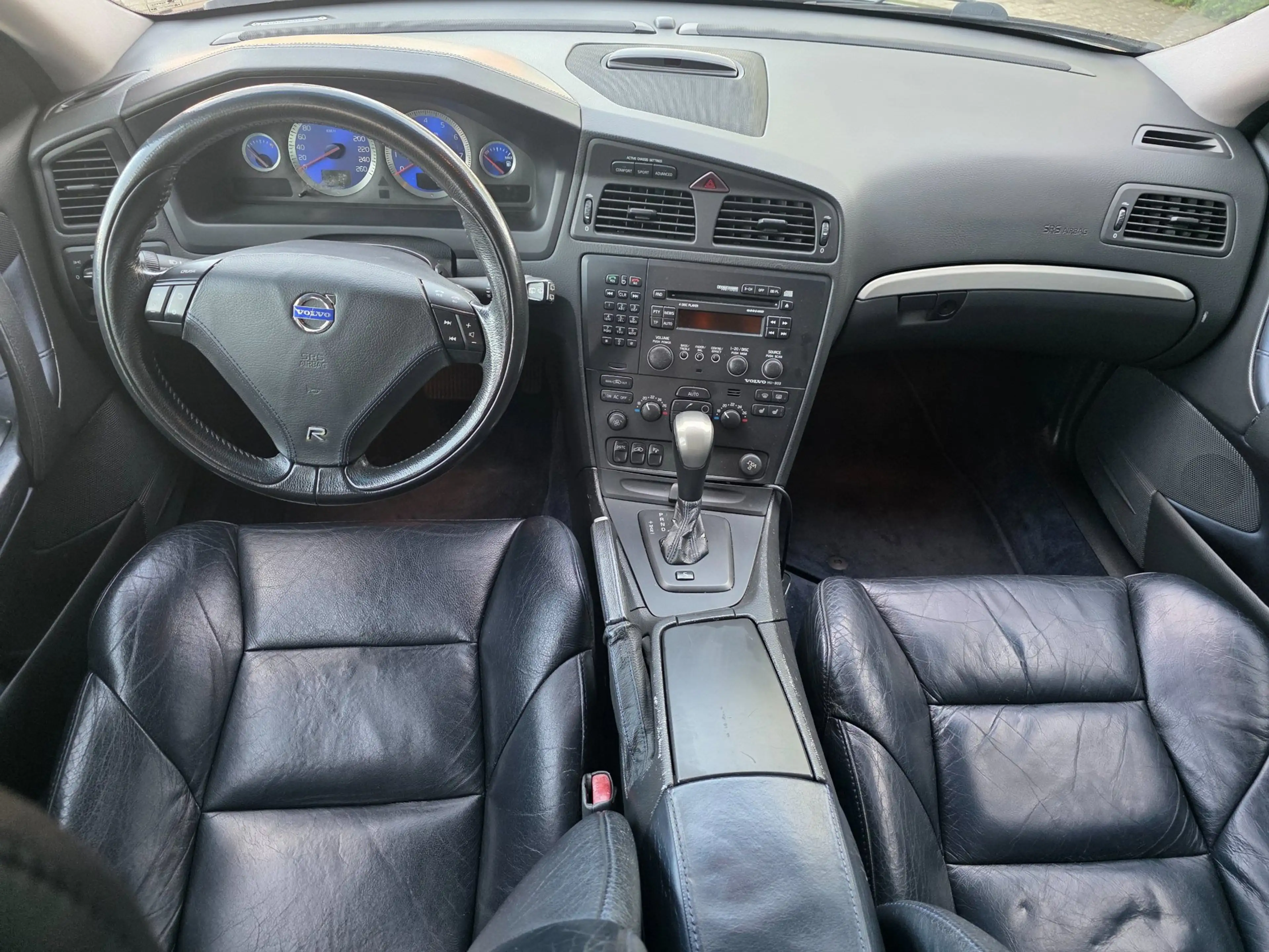 Volvo V70 2.5 R Geartronic, motor gereviseerd, netto €, bijt — photo 4