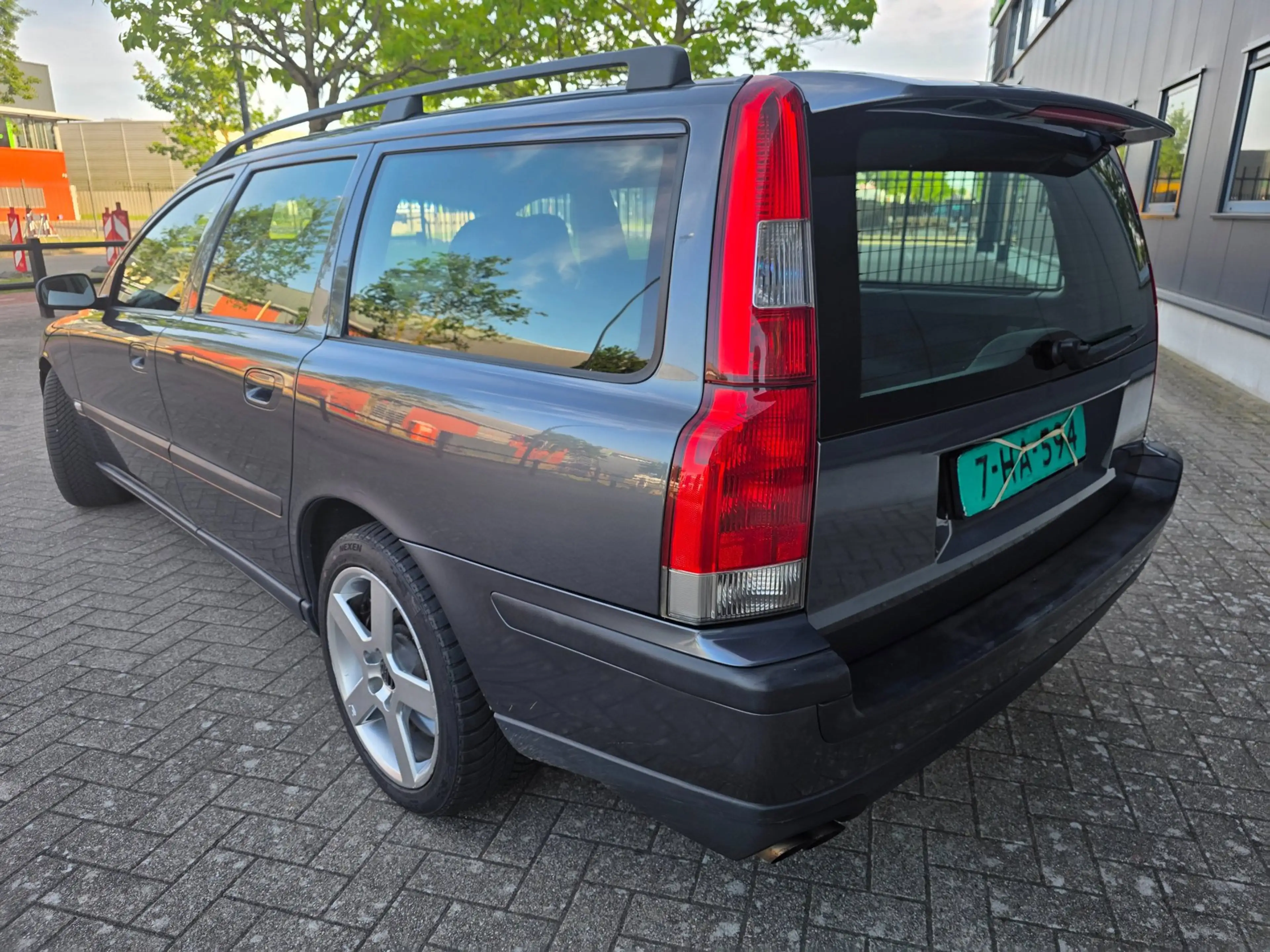Volvo V70 2.5 R Geartronic, motor gereviseerd, netto €, bijt — photo 11