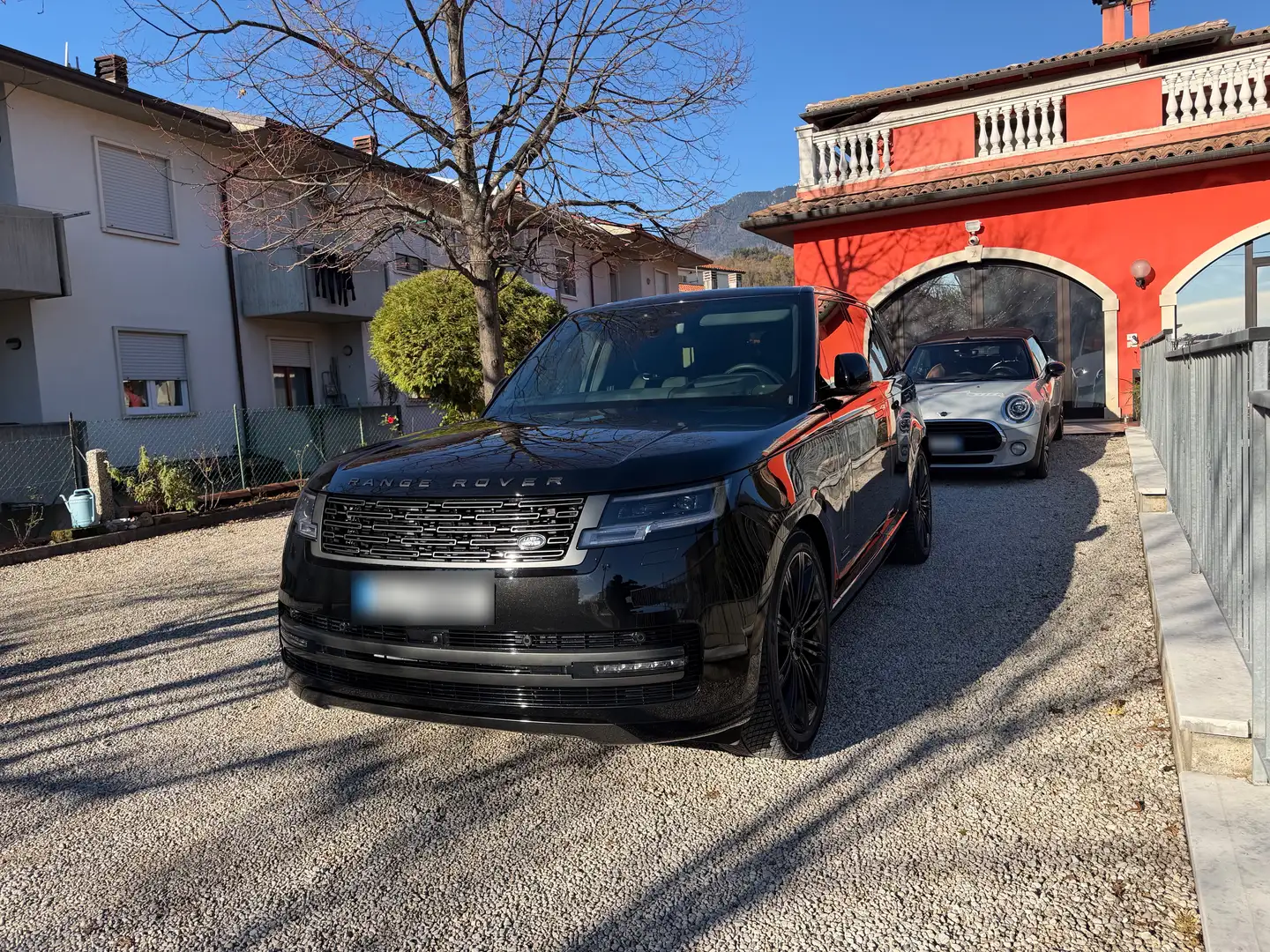 Land Rover Range Rover phev Autobiography awd 550cv  23”,MEDIA INTERF. Negro - 1