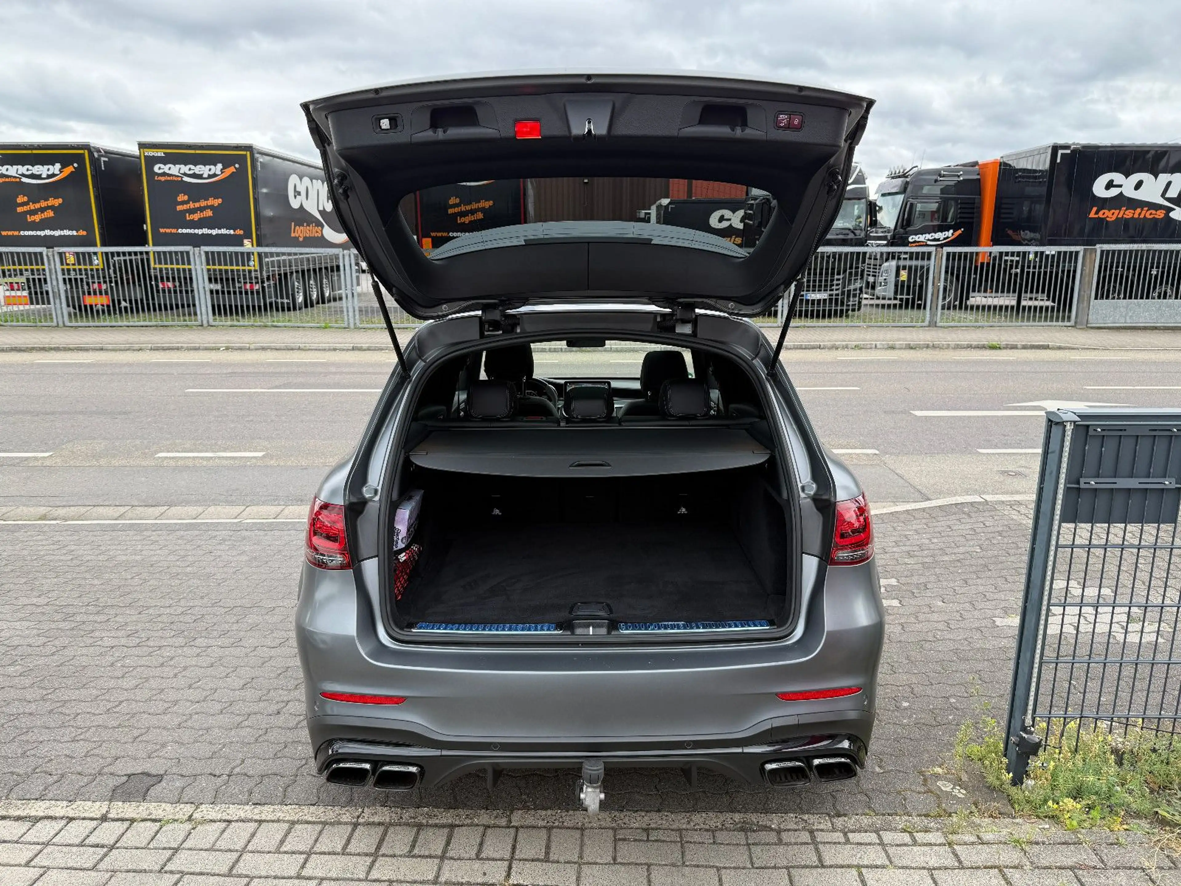 Mercedes-Benz GLC 63 AMG GLC63S AMG Magno Pano HUD Burmester FINANZIERUNG — photo 15