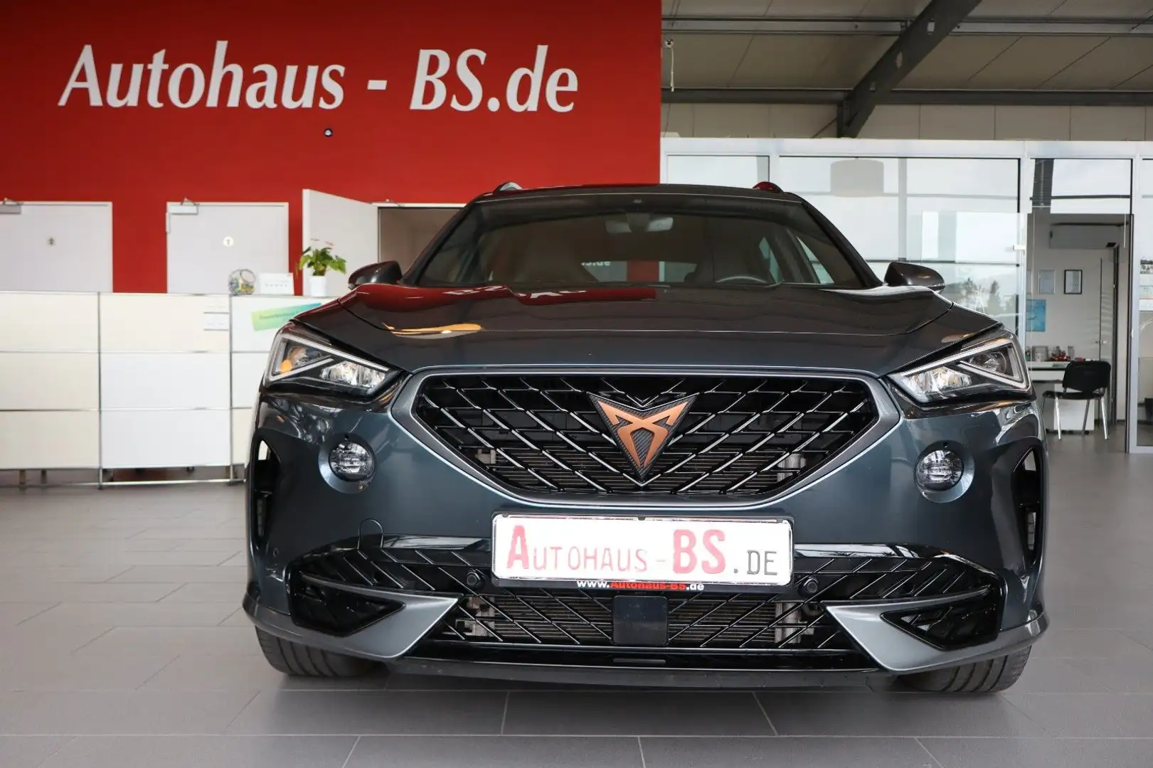 CUPRA Formentor VZ 1.4 e-Hybrid,Kamera,Navi,LED,1.Hand Grijs - 2