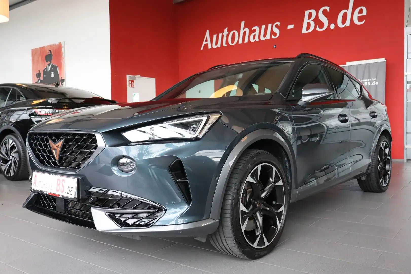 CUPRA Formentor VZ 1.4 e-Hybrid,Kamera,Navi,LED,1.Hand Grijs - 1