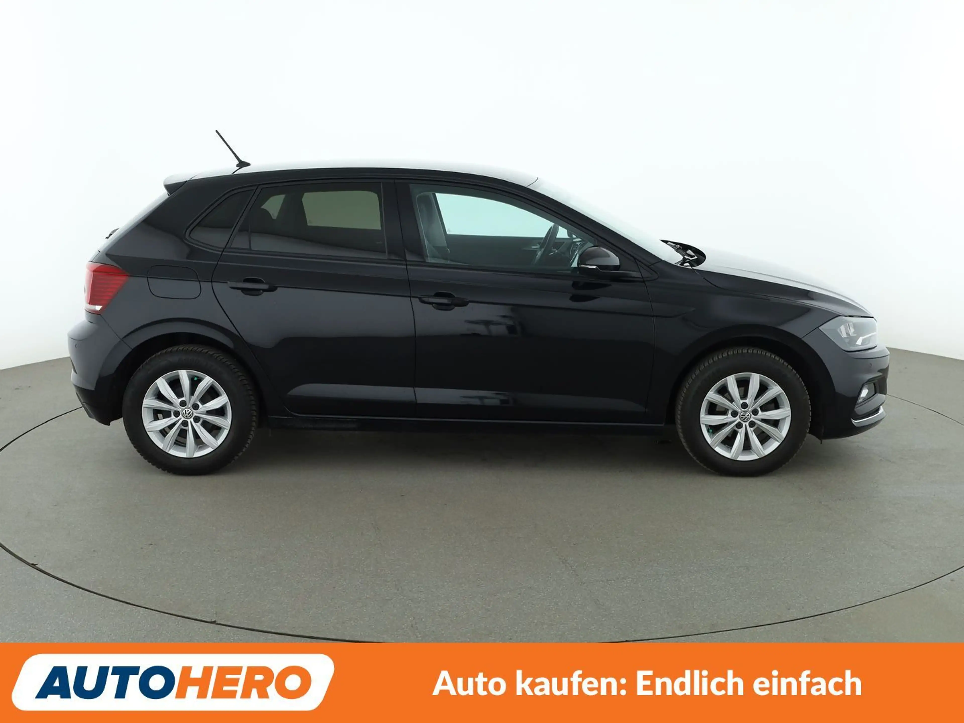 Volkswagen Polo 1.0 TSI Highline Aut.*ACC*PDC*SHZ* — photo 7