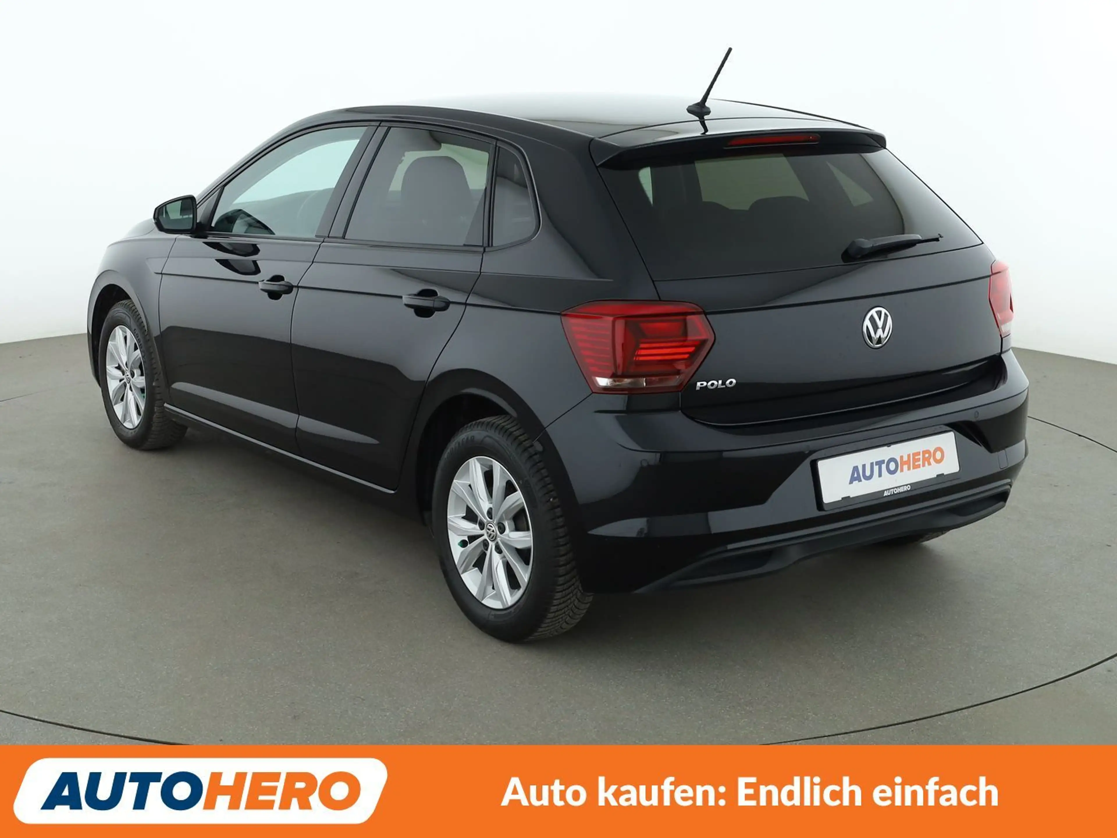 Volkswagen Polo 1.0 TSI Highline Aut.*ACC*PDC*SHZ* — photo 4
