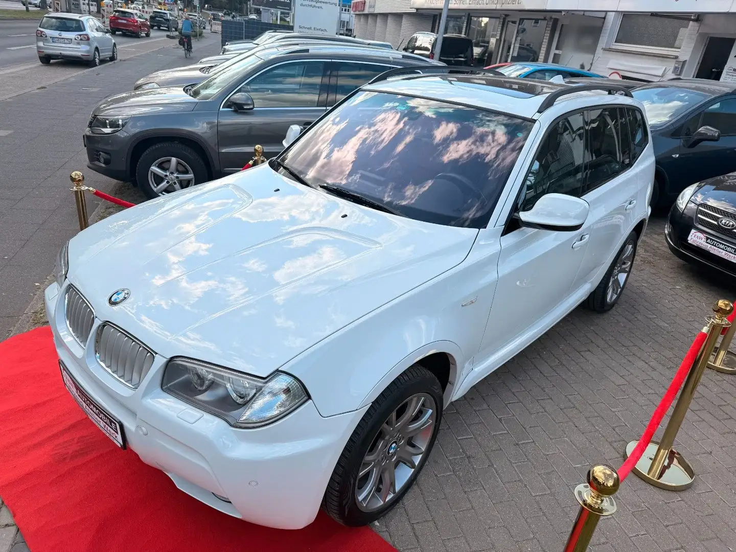 BMW X3 Baureihe X3 xDrive 20d/M-Paket Limited Sport Weiß - 2
