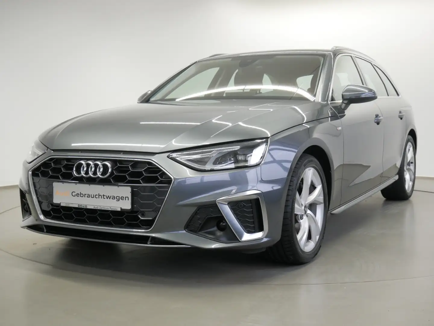 Audi A4 Avant 35 TDI S tro. S line AHK virt. Cock.+ NAVI+ Grau - 2