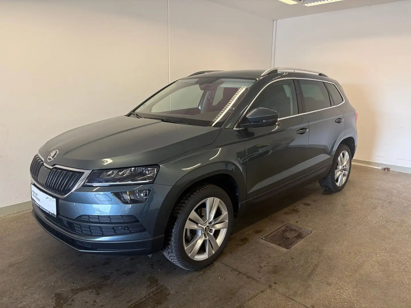 Skoda Karoq Style SC TSI DSG ACT Grau - 1