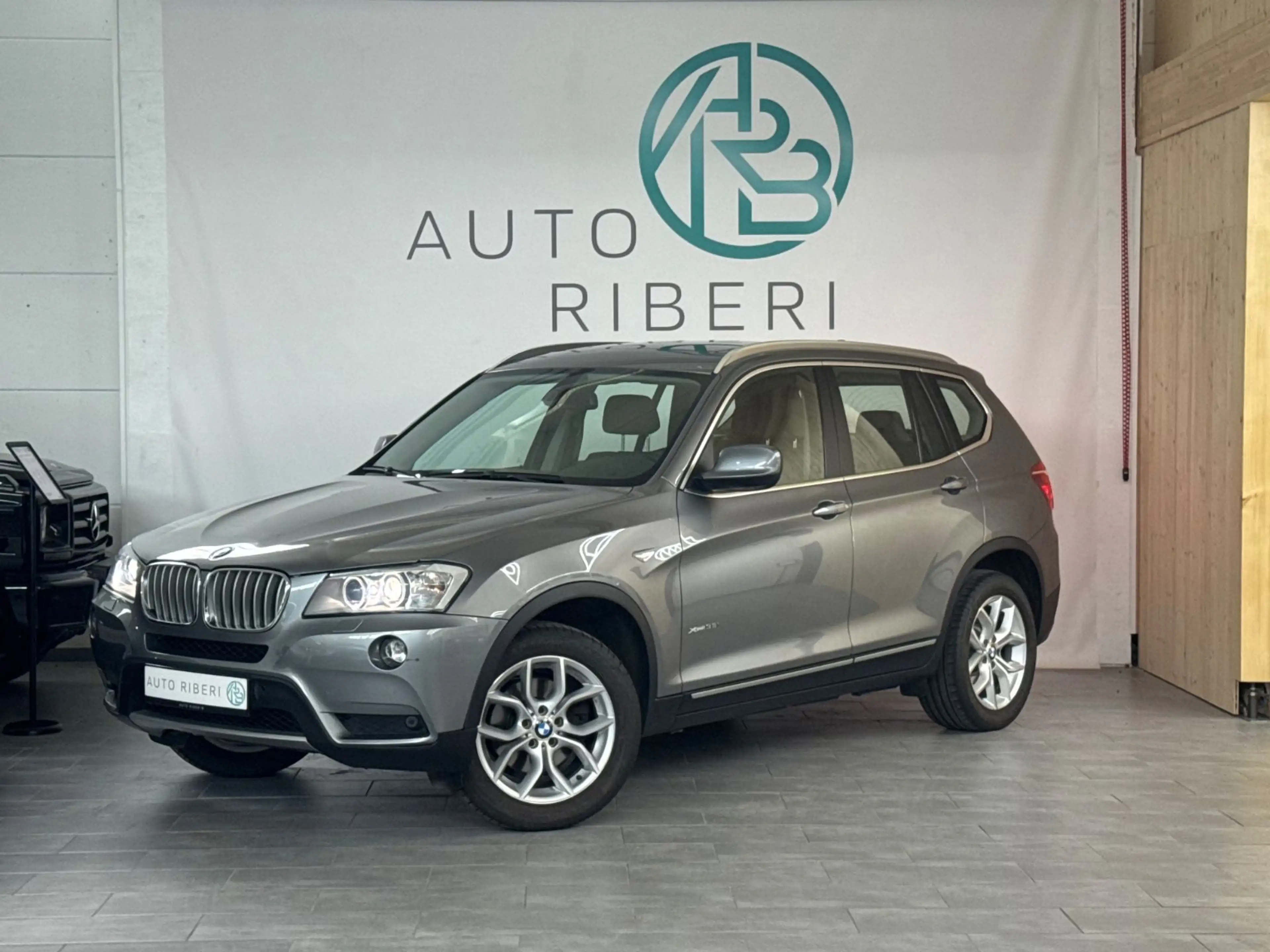BMW X3 xDrive35*Pano*Temp*Memory*Navi*el.Heckklappe* — photo 3