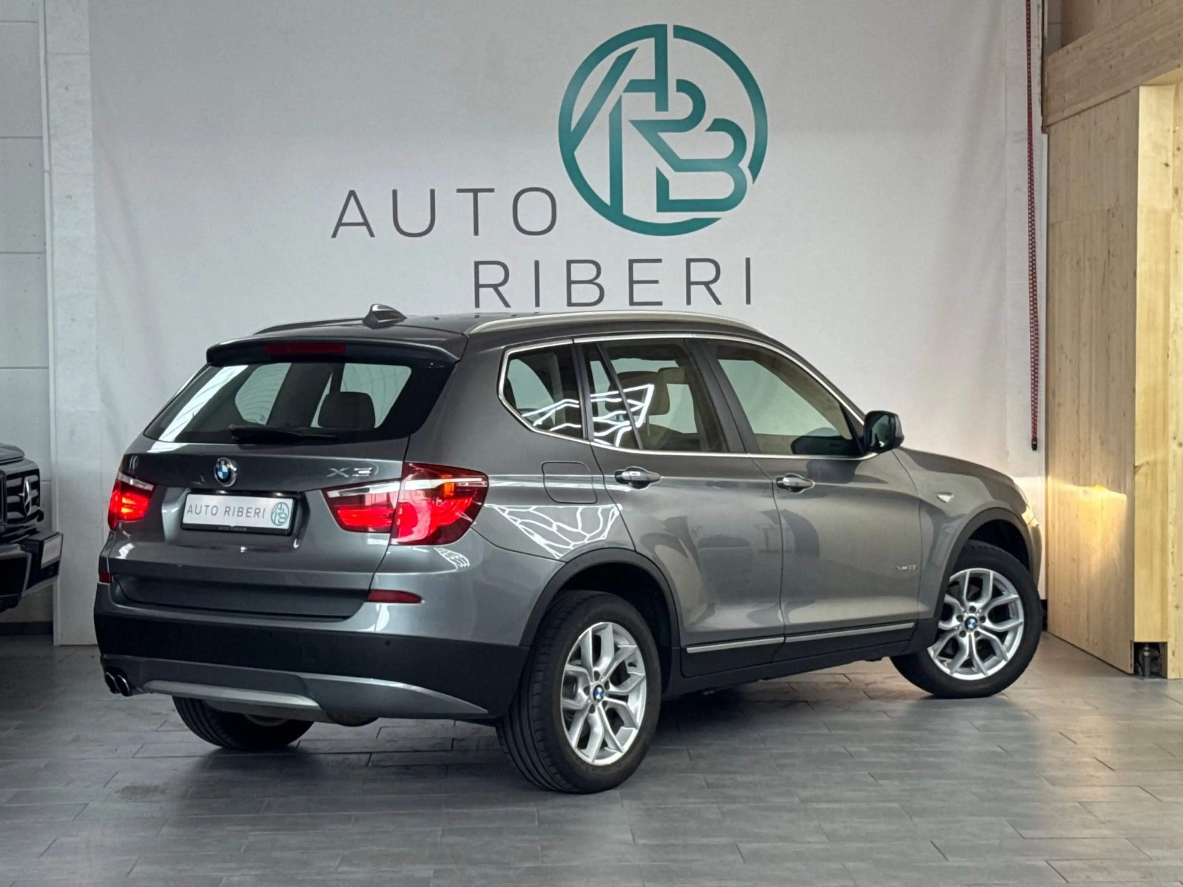 BMW X3 xDrive35*Pano*Temp*Memory*Navi*el.Heckklappe* — photo 7