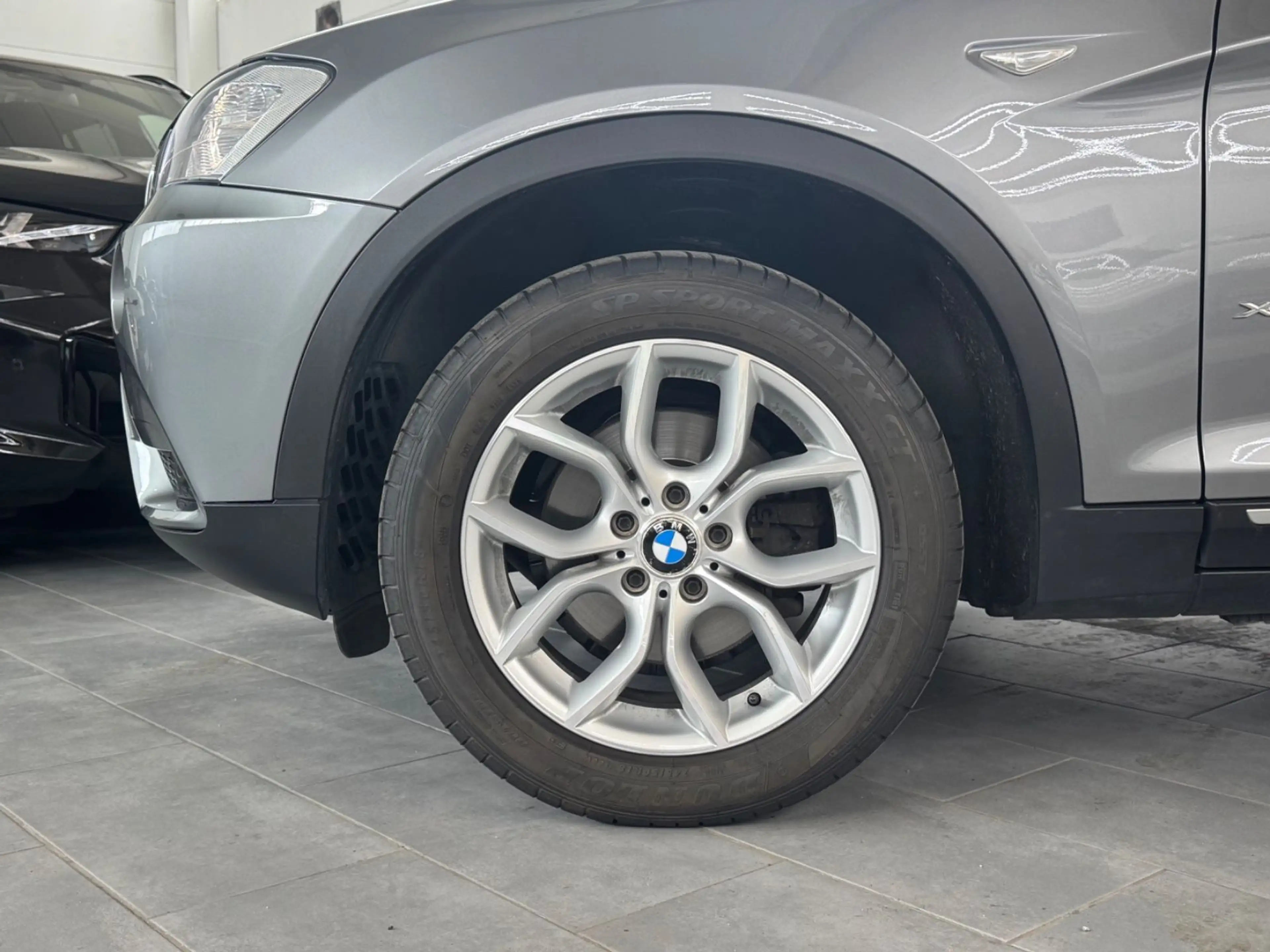 BMW X3 xDrive35*Pano*Temp*Memory*Navi*el.Heckklappe* — photo 5