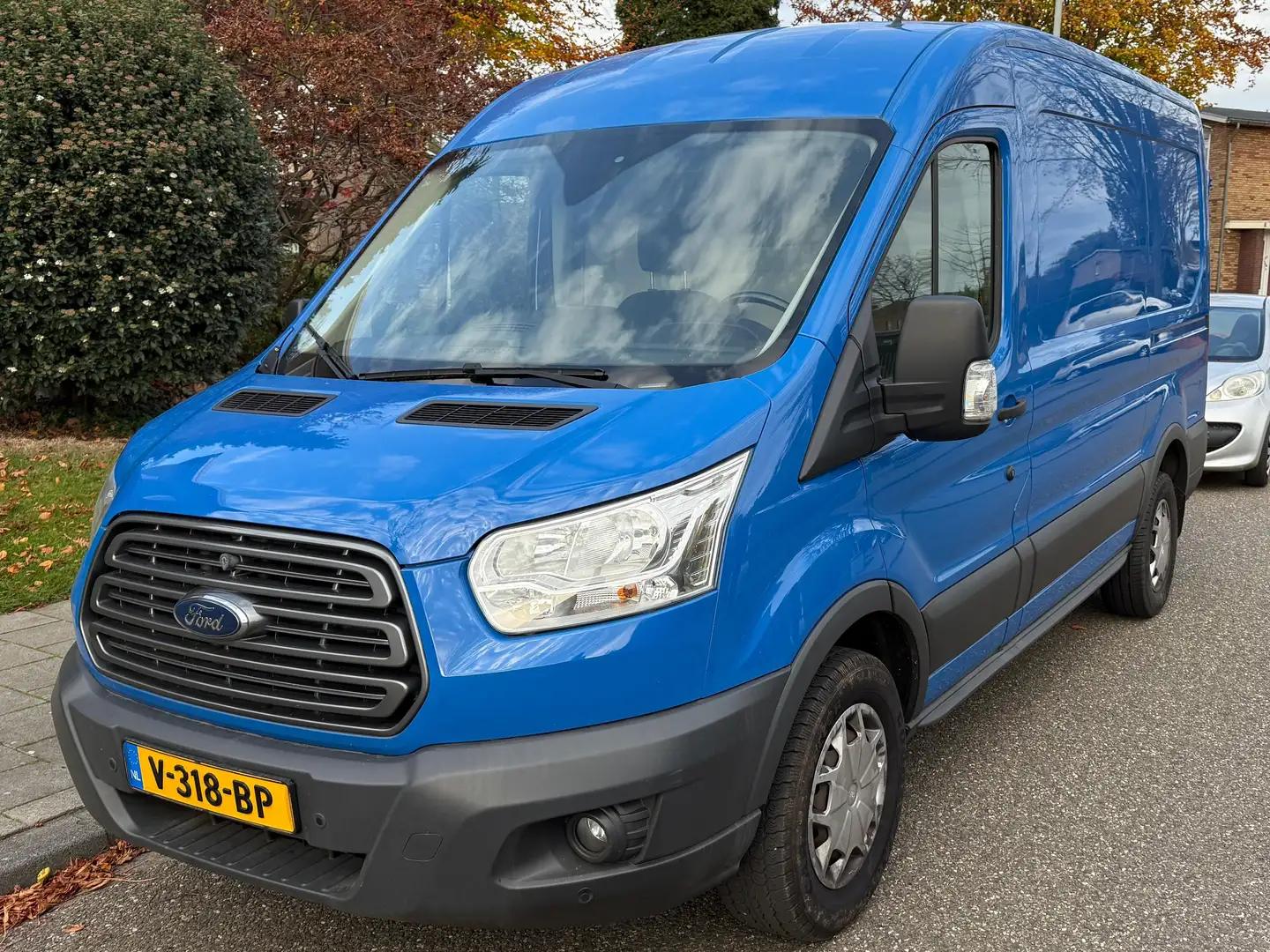 Ford Transit Transit 350 2.0 TDCI L2H2, euro 6 Blauw - 1