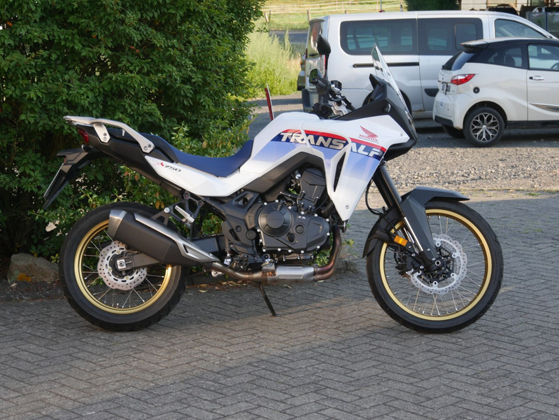 Honda XL 750 Transalp — photo 3