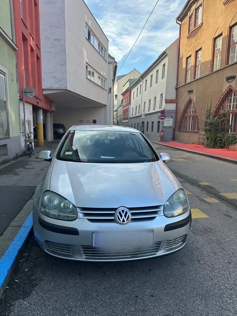 Volkswagen Golf Golf 5 / 1.9 SDI Silber - 1