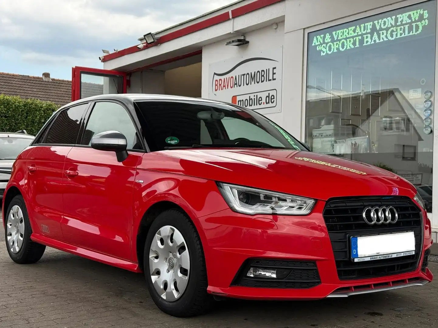 Audi A1 Sportback S-LINE/5-TÜRER/NAVI/SHZ/TEMPOMAT Rot - 1