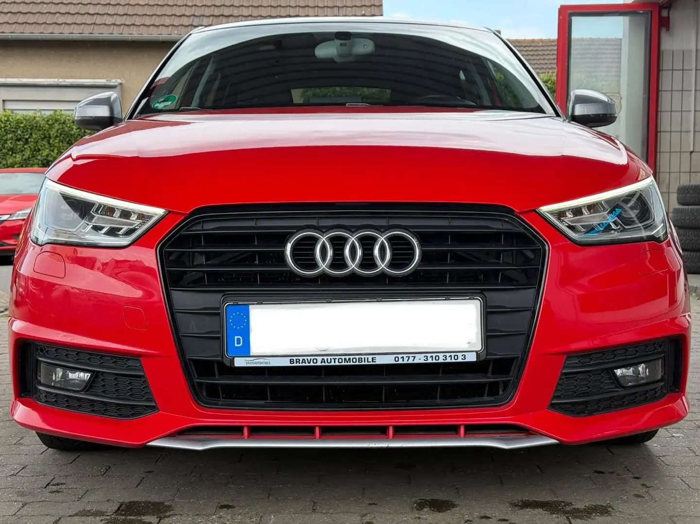 Audi A1 Sportback S-LINE/5-TÜRER/NAVI/SHZ/TEMPOMAT Rot - 2