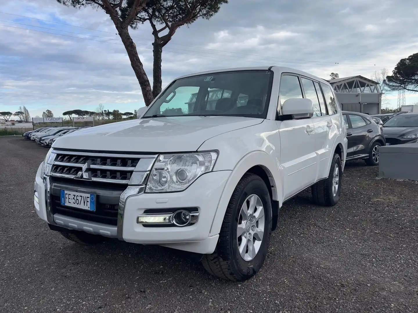 Mitsubishi Pajero 3.2 DI-D 16V aut. 5p. Intense DPF Blanc - 2