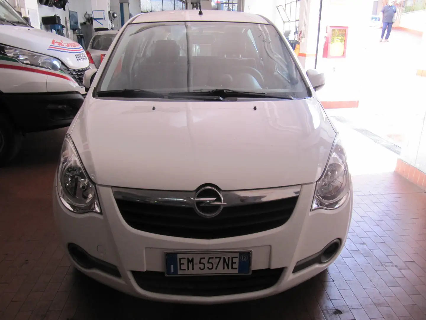 Opel Agila Agila 1.2 Enjoy 94cv Weiß - 1