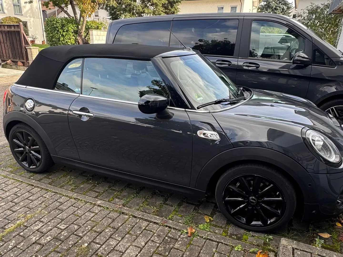 MINI Cooper S Cabrio Mini Cooper S Cabrio Grau - 1