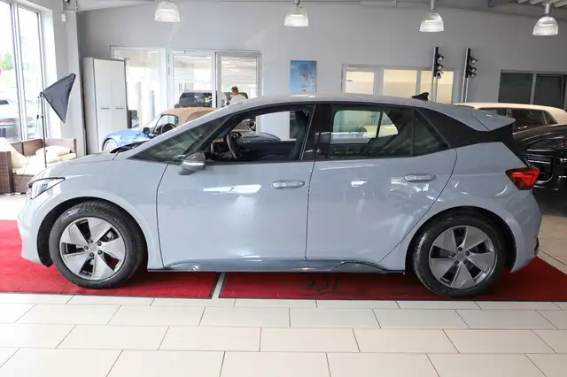 Cupra Born view 2