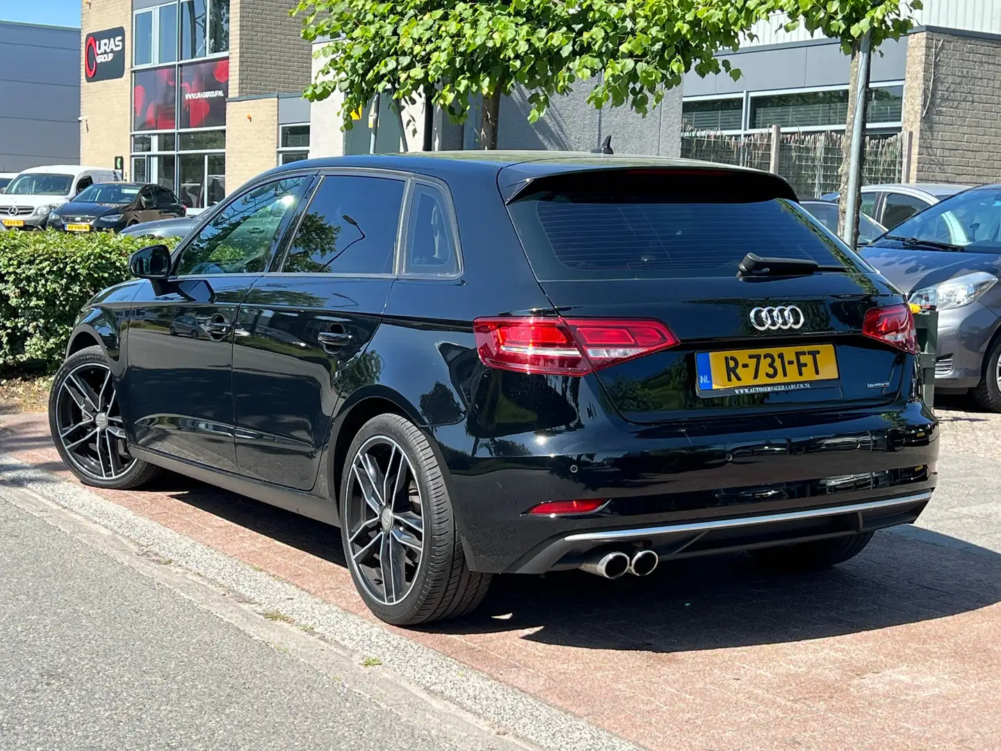 Audi A3 Sportback 2.0 TFSI quattro Design Pro Line Plus *A Noir - 2