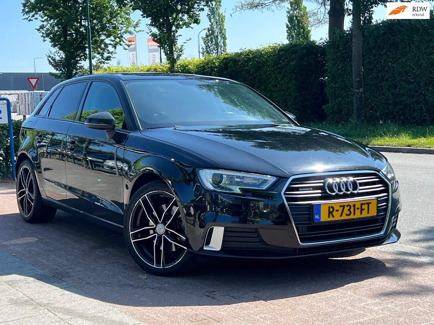 Audi A3 Sportback 2.0 TFSI quattro Design Pro Line Plus *A Noir - 1