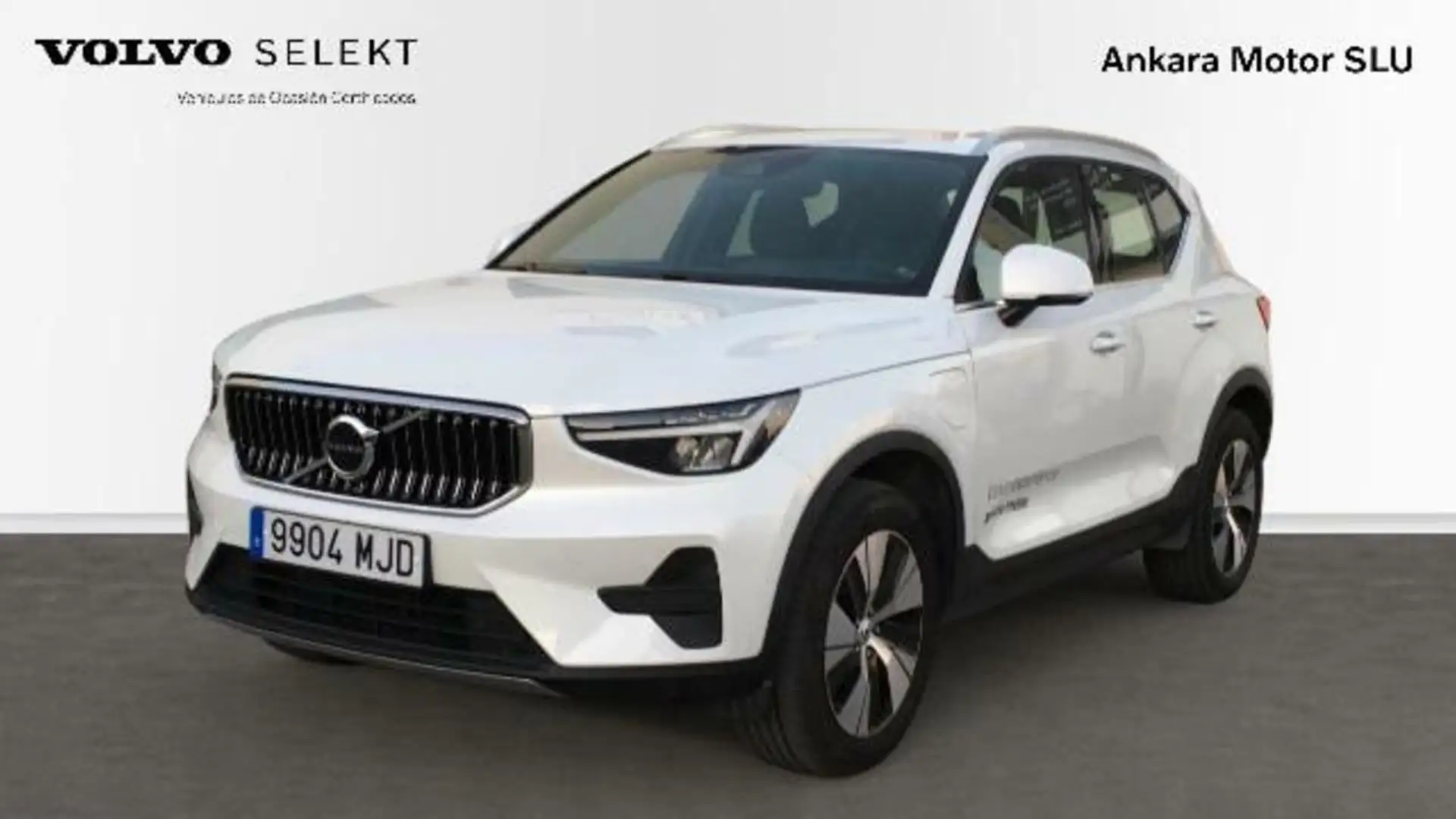 Volvo XC40 Recharge Core, T4 plug-in hybrid,Eléctrico/Gasoli Blanco - 1