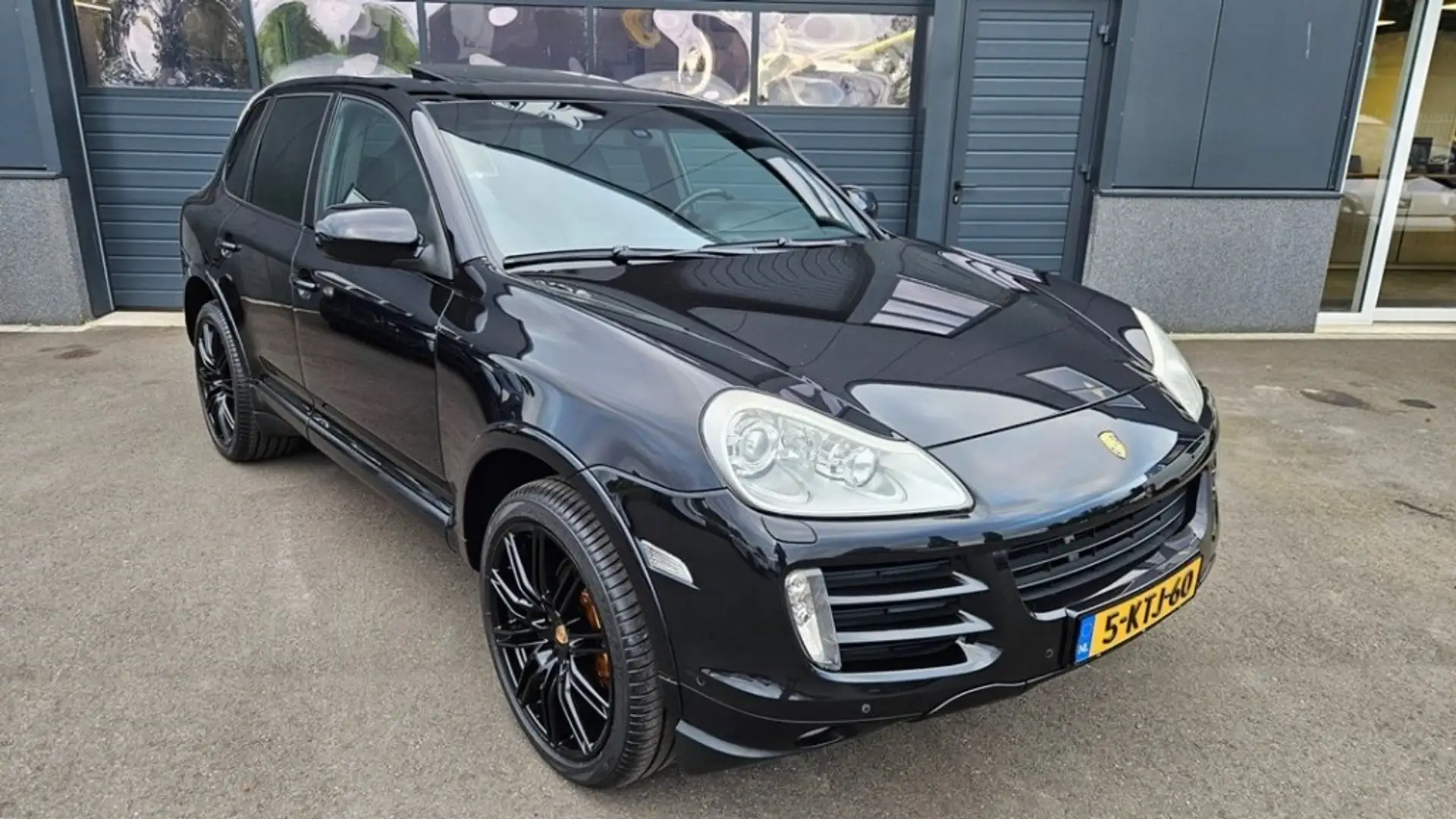 Porsche Cayenne 3.6 24V SUV Zwart - 1