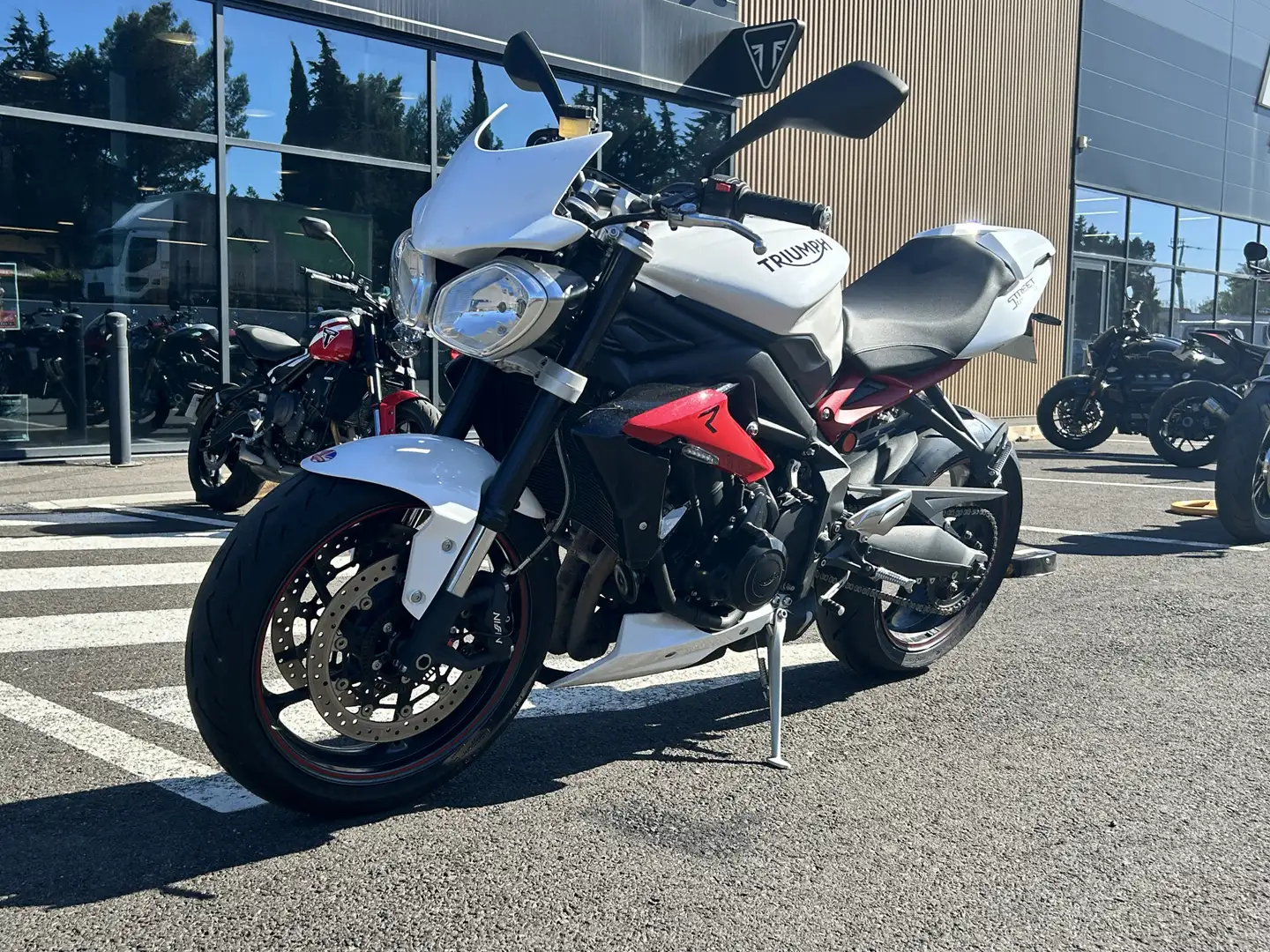 Triumph Street Triple 675 - 1