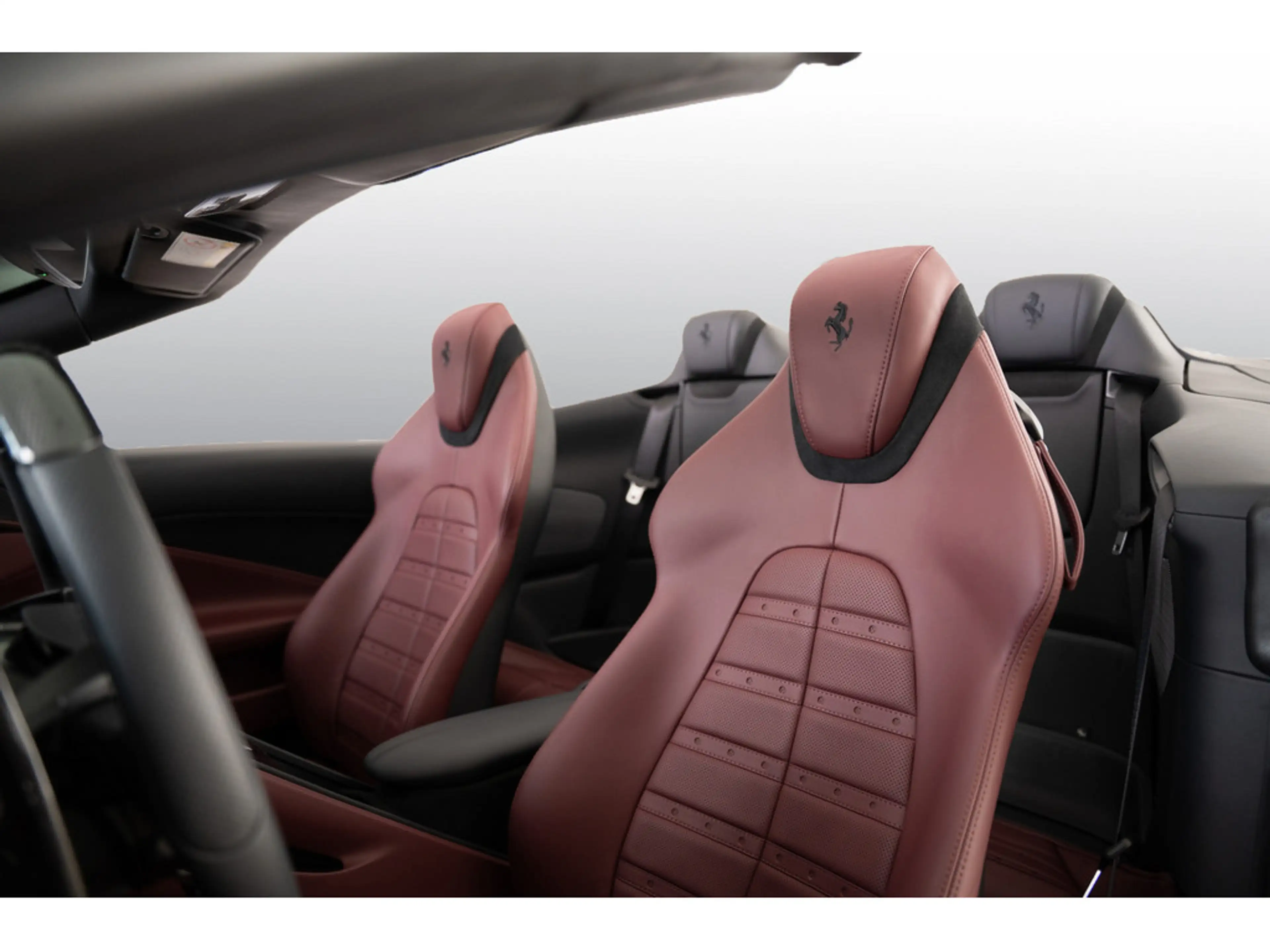 Ferrari Roma Spider KAMERA NAVI ACC MATRIX-LED 360° — photo 10