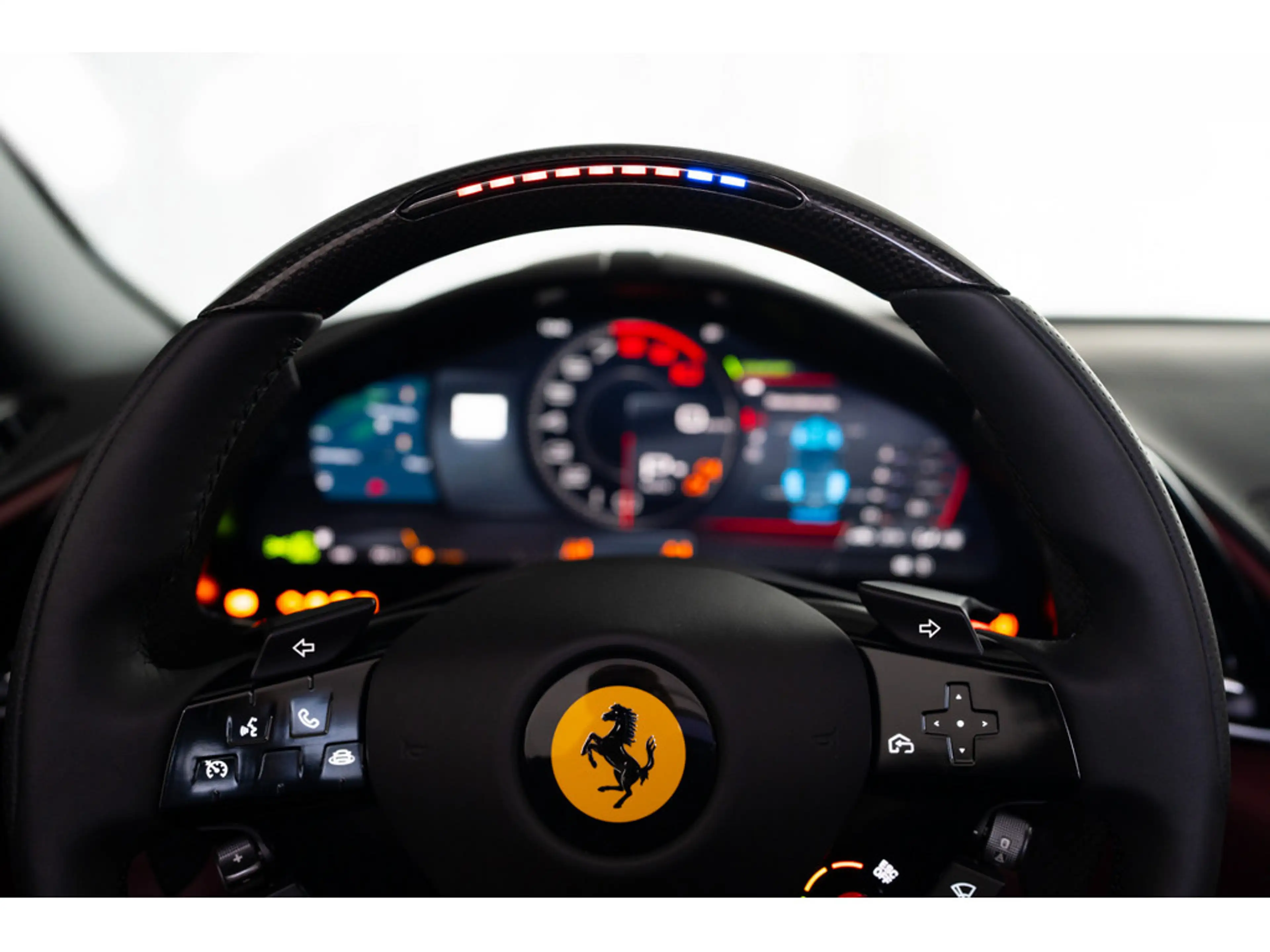Ferrari Roma Spider KAMERA NAVI ACC MATRIX-LED 360° — photo 11