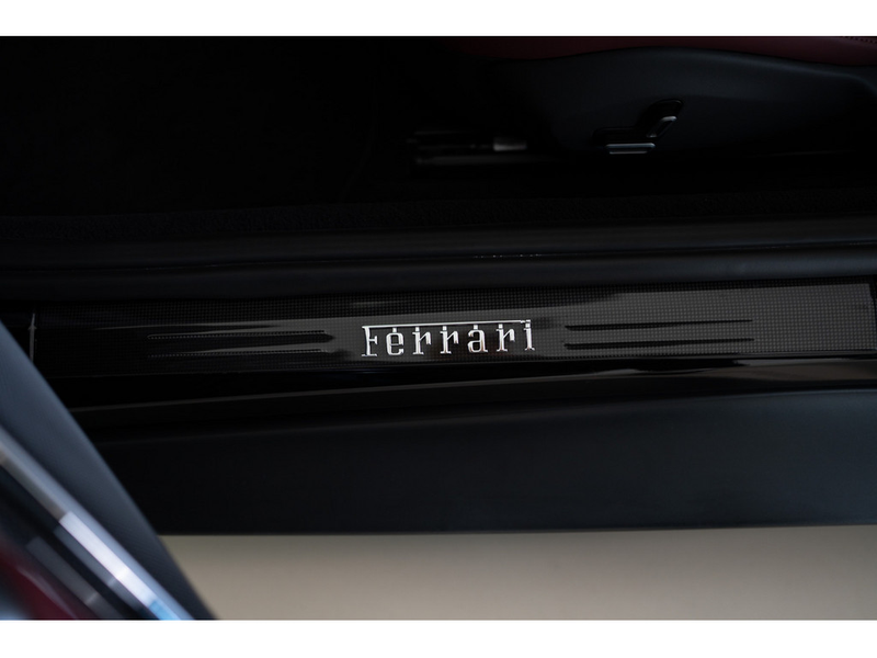 Ferrari Roma Spider KAMERA NAVI ACC MATRIX-LED 360° — photo 15