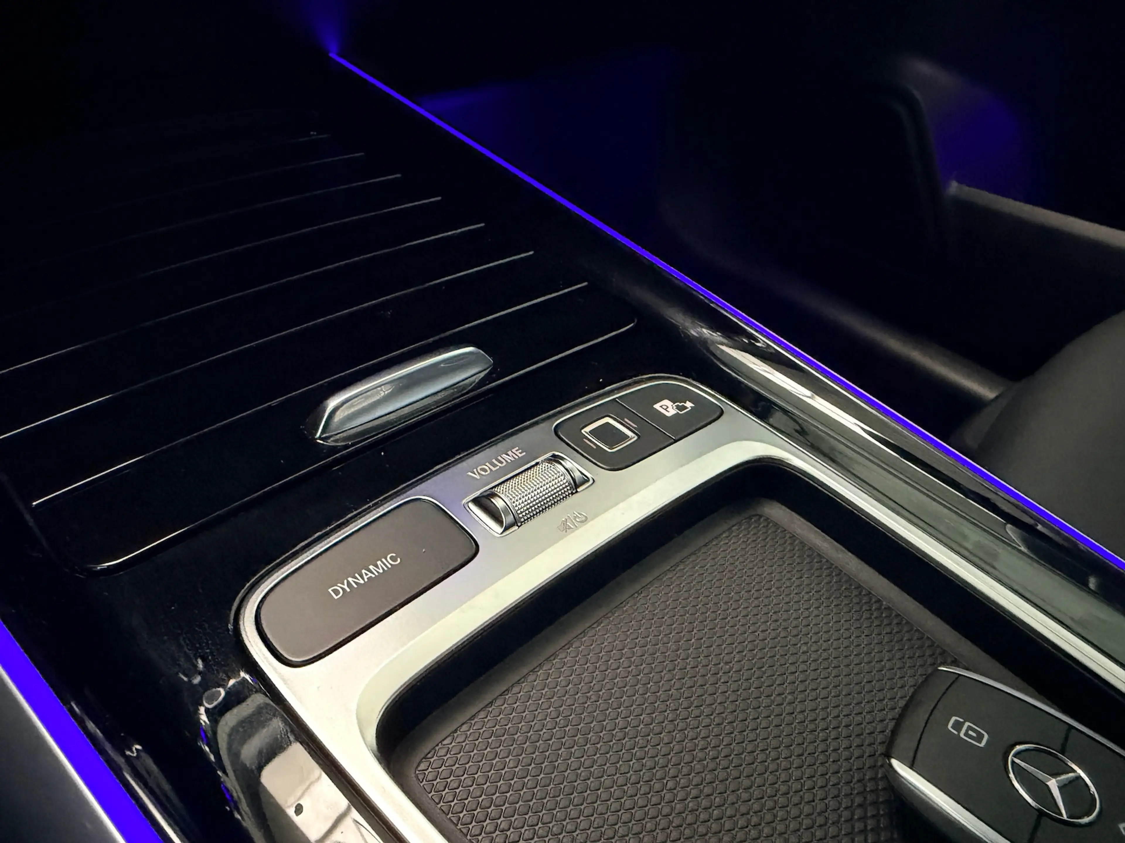 Mercedes-Benz B 220 d Urban Kamera AHK Memory KEYLESS-GO MBUX LED 8G T — photo 15
