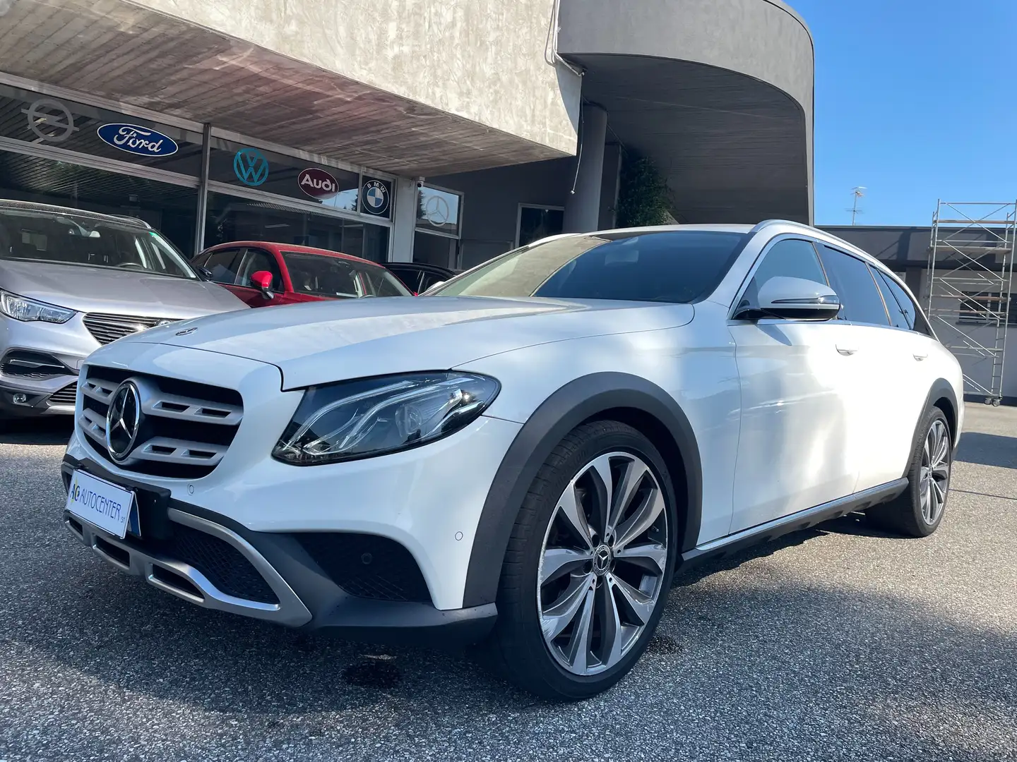 Mercedes-Benz E 220 Classe E - S213 SW All-Terrain d Sport 4matic auto Blanco - 1