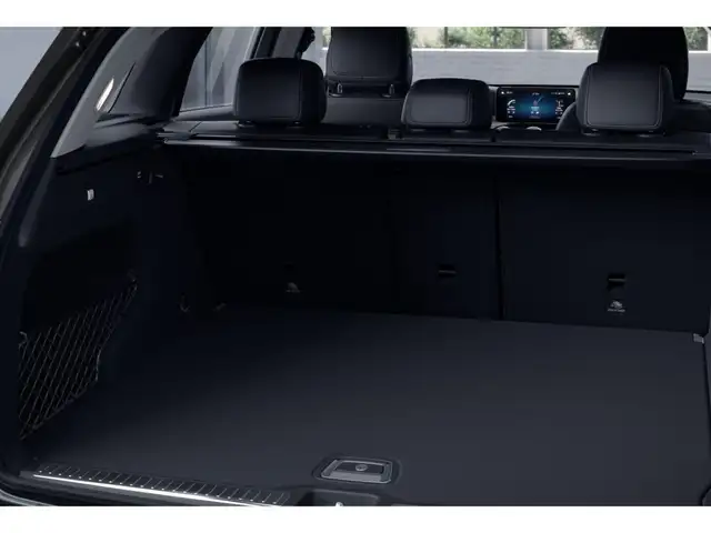 Mercedes-Benz GLC view 11