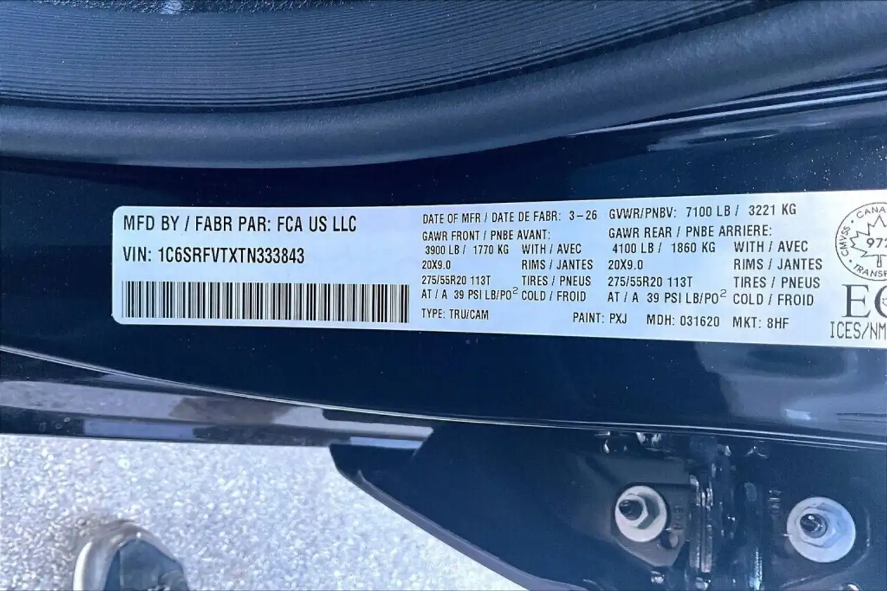 RAM 1500 снимка RAM 1500