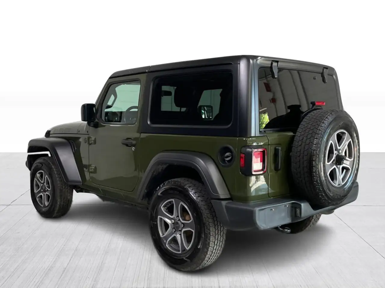 Jeep Wrangler снимка Jeep Wrangler